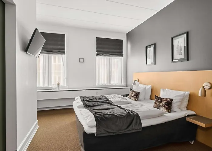 Western Herman Bang 3*